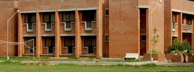 Online Advanced Certificate in Digital Marketing and Communication from MICA